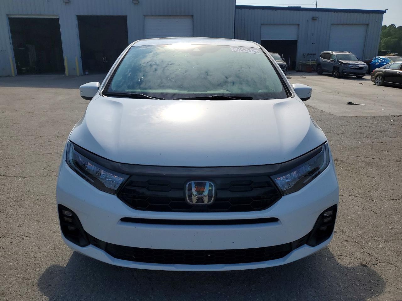 2026 Honda Odyssey Touring - Image 5