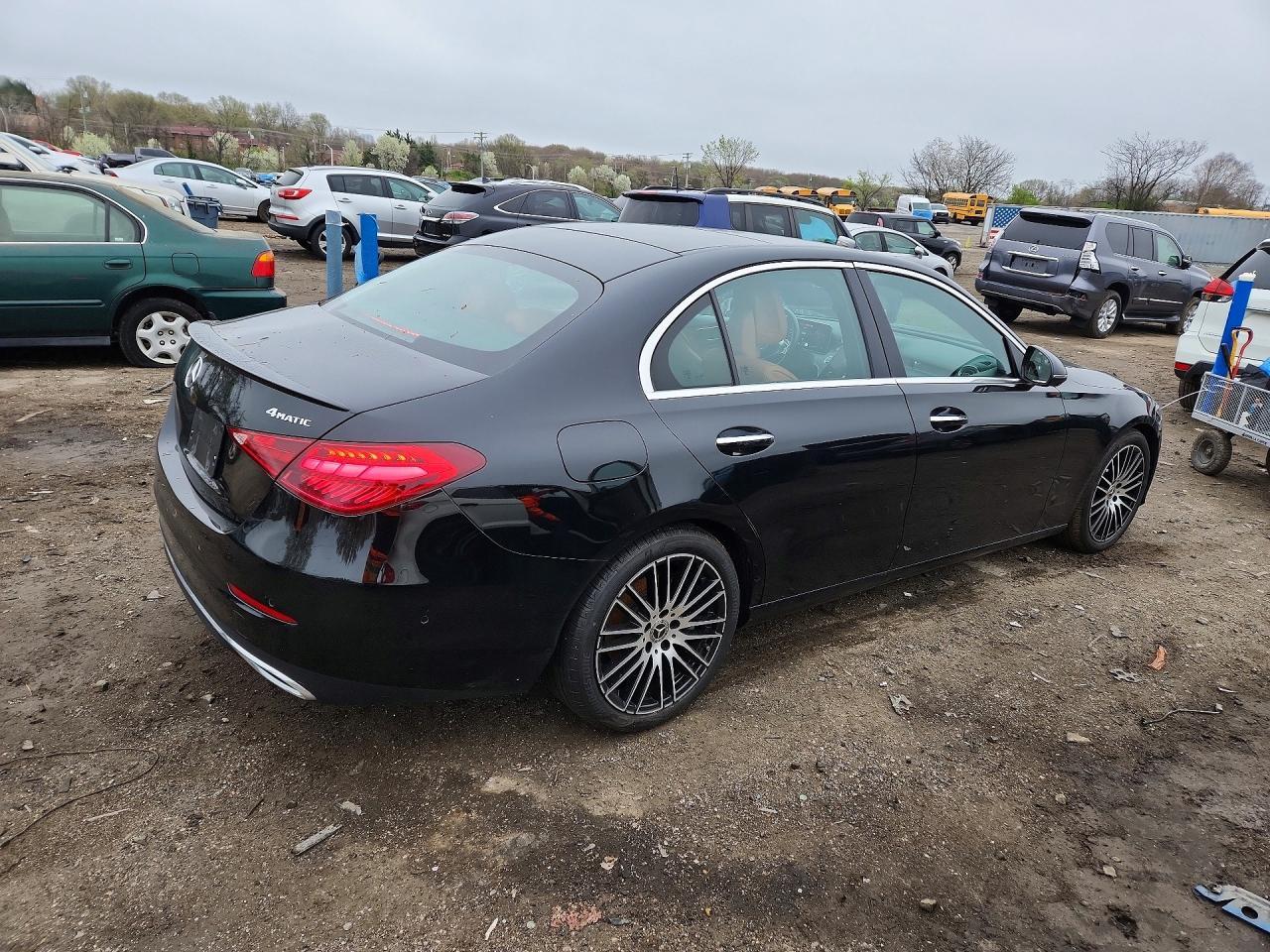 2022 Mercedes-Benz C 300 4Matic - Image 3