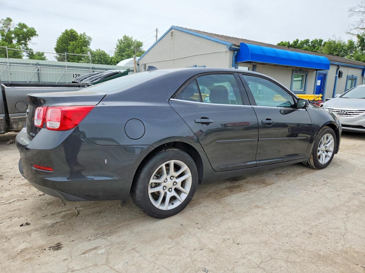 2014 Chevrolet Malibu 1Lt - Image 3