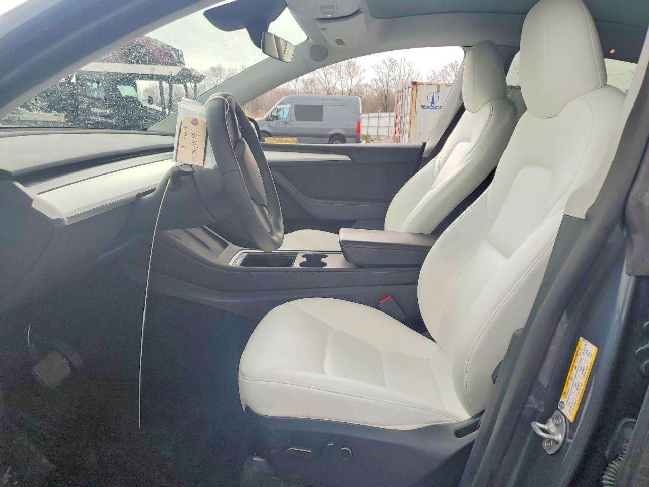 2023 Tesla Model Y - Фото 7