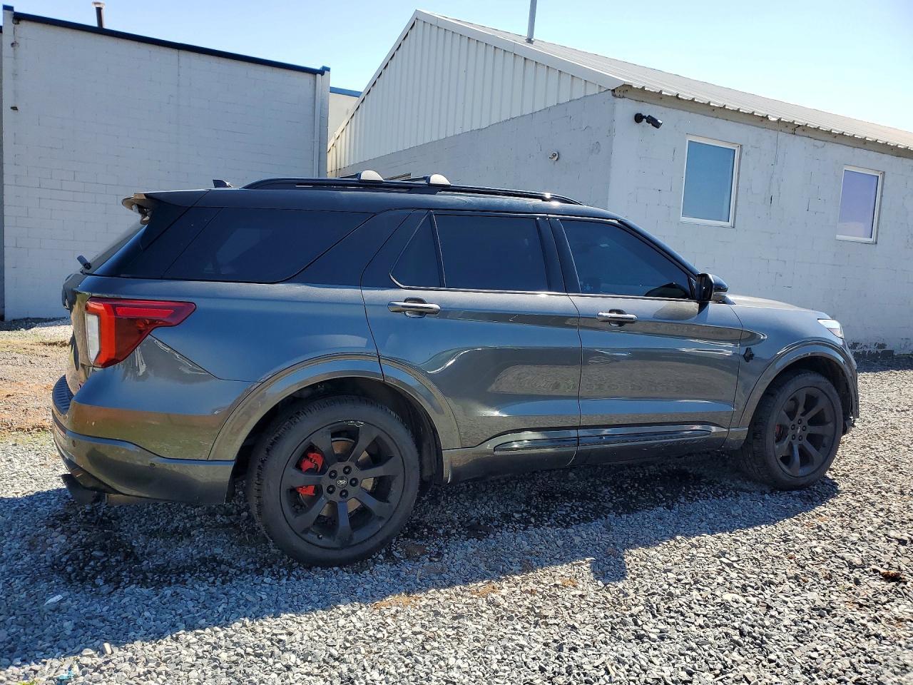 2020 Ford Explorer St - Image 3