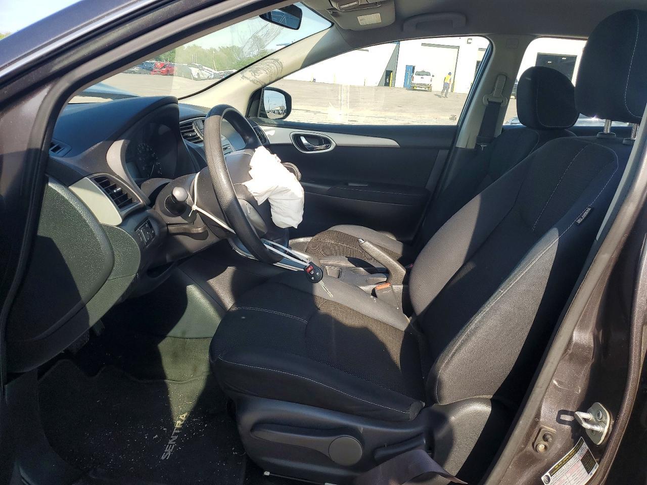 2014 Nissan Sentra S - Image 7