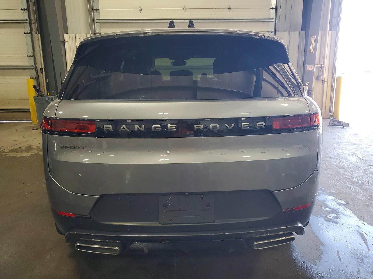 2025 Land Rover Range Rover Sport Se - Image 6