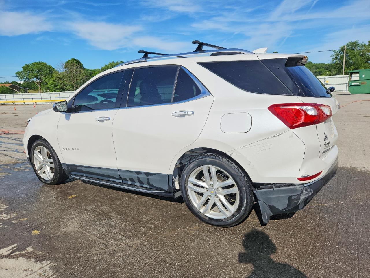2019 Chevrolet Equinox Premier - Image 2