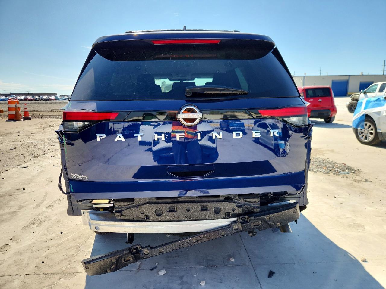 2025 Nissan Pathfinder Sv - Фото 6