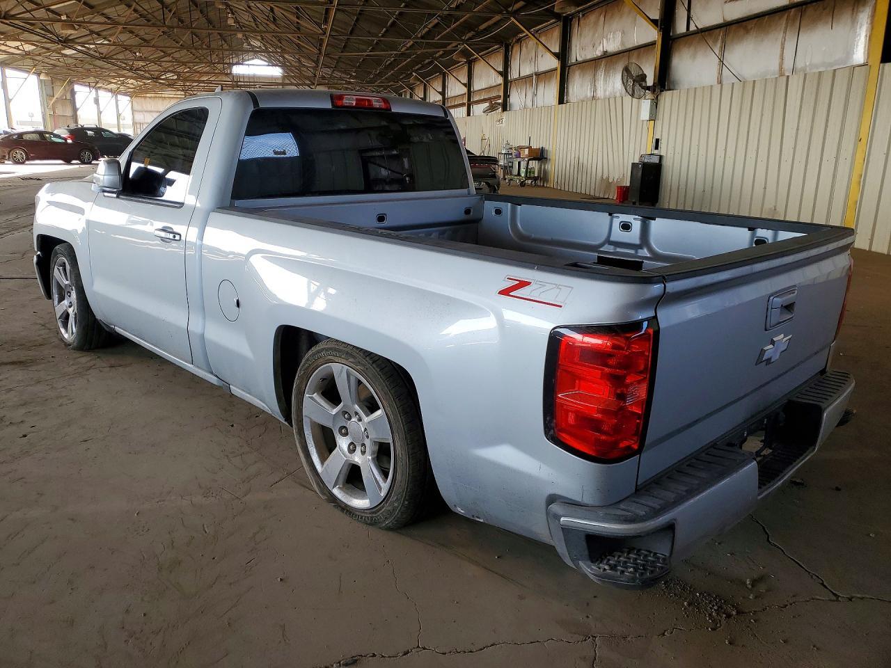 2017 Chevrolet Silverado C1500 - Фото 2