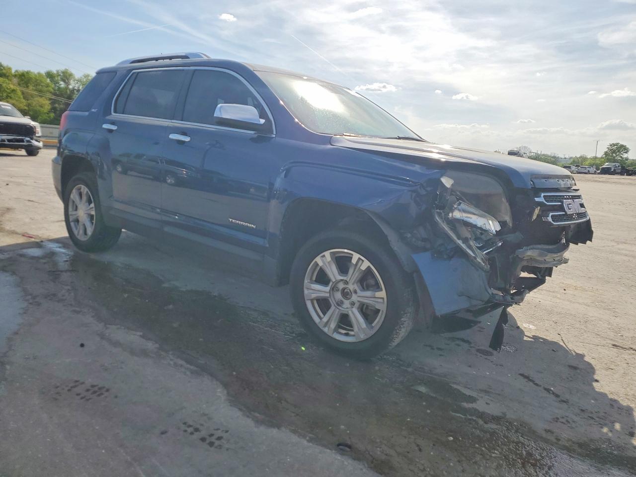 2017 GMC Terrain Slt - Image 4