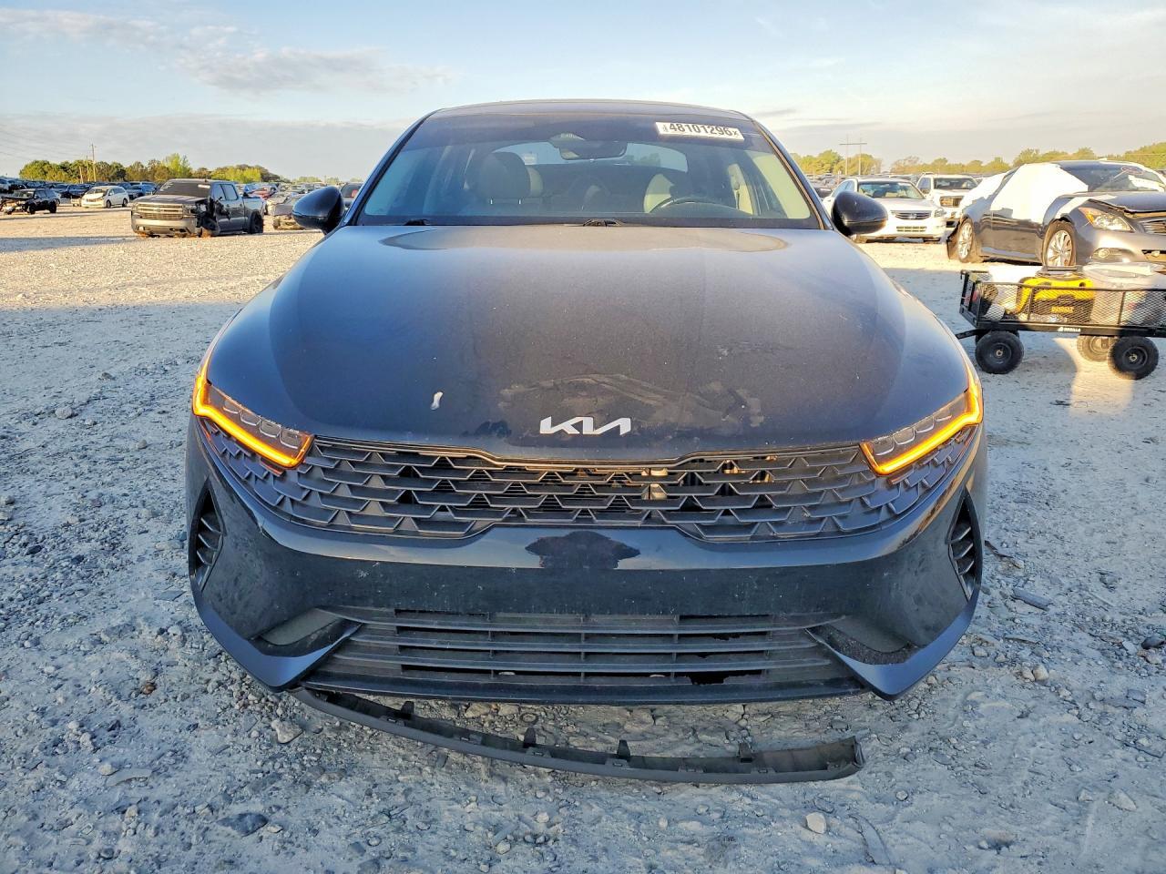 2022 Kia K5 Ex - Image 5