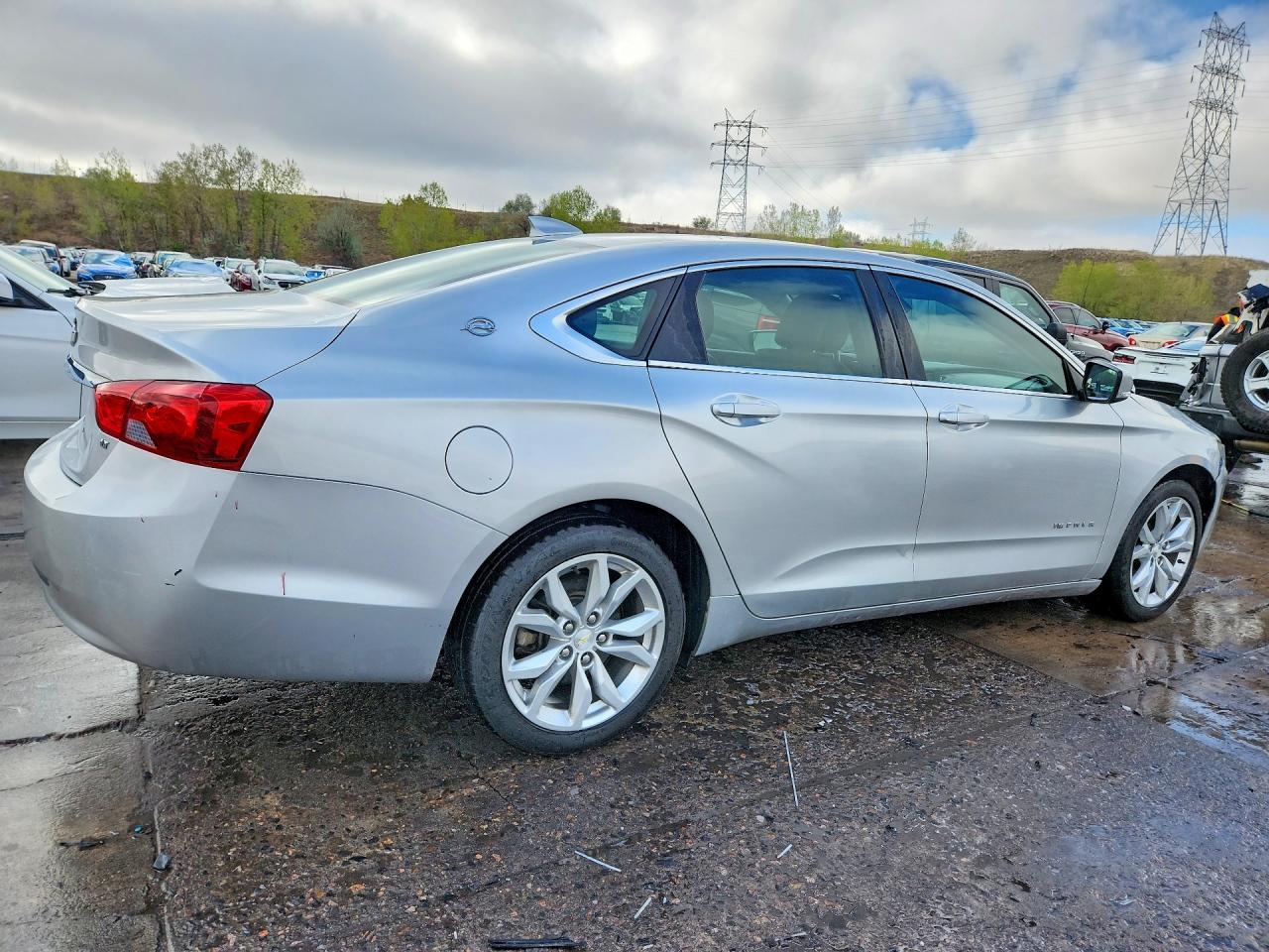 2017 Chevrolet Impala Lt - Фото 3
