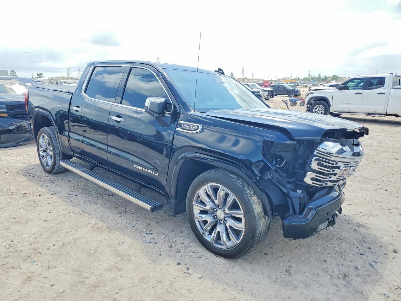 2024 GMC Sierra K1500 Denali - Фото 4