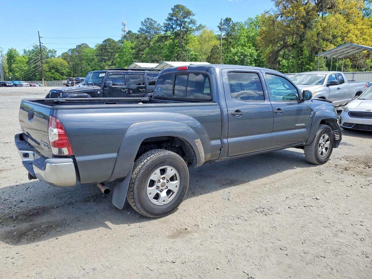 2010 Toyota Tacoma Double Cab Prerunner Long Bed - Image 3