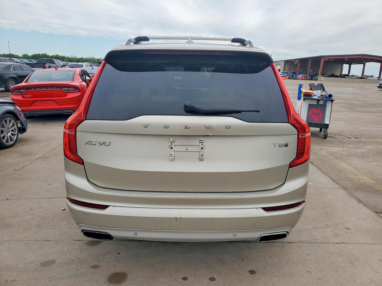 2016 Volvo Xc90 T8 - Image 6
