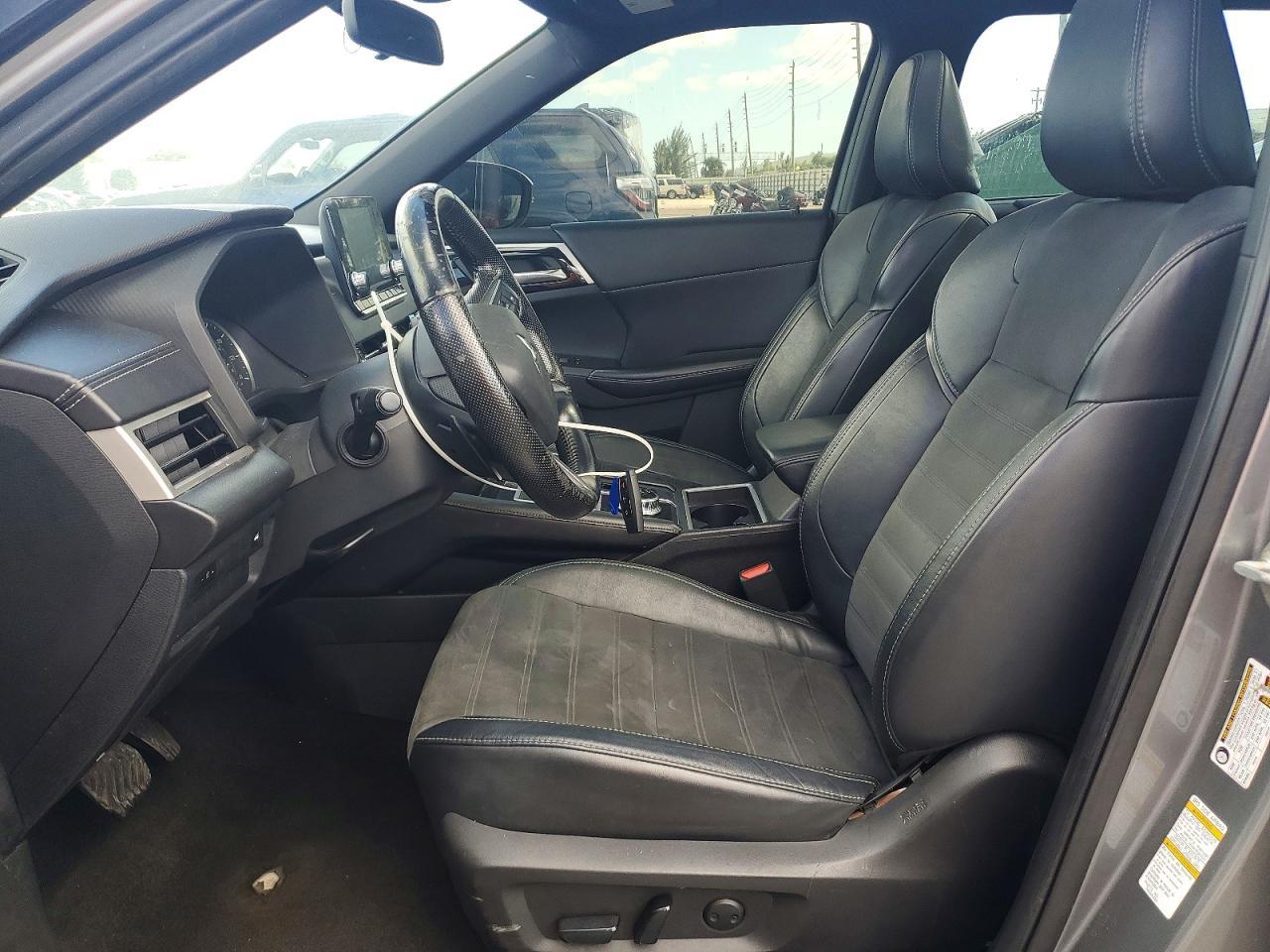 2022 Mitsubishi Outlander Se - Image 7