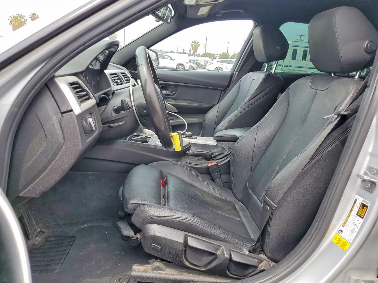 2016 BMW 320 I - Фото 7