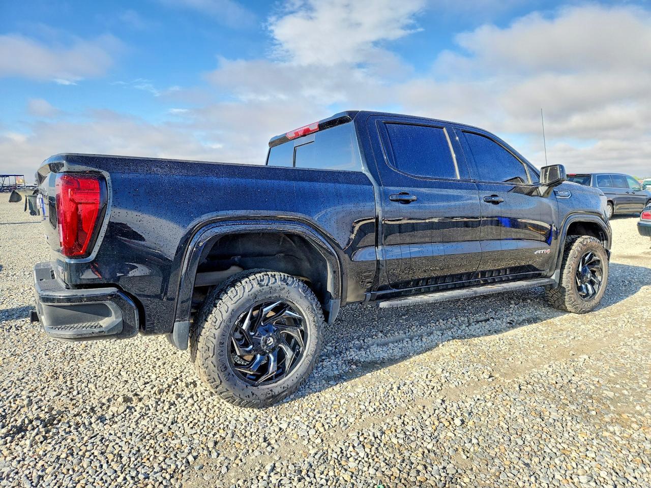 2024 GMC Sierra K1500 At4 - Фото 3