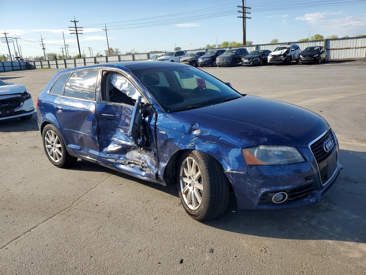 2013 Audi A3 Premium Plus - Фото 4