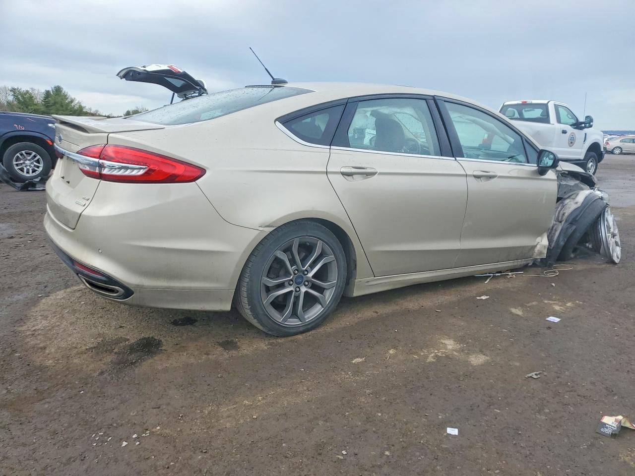 2017 Ford Fusion Se - Фото 3