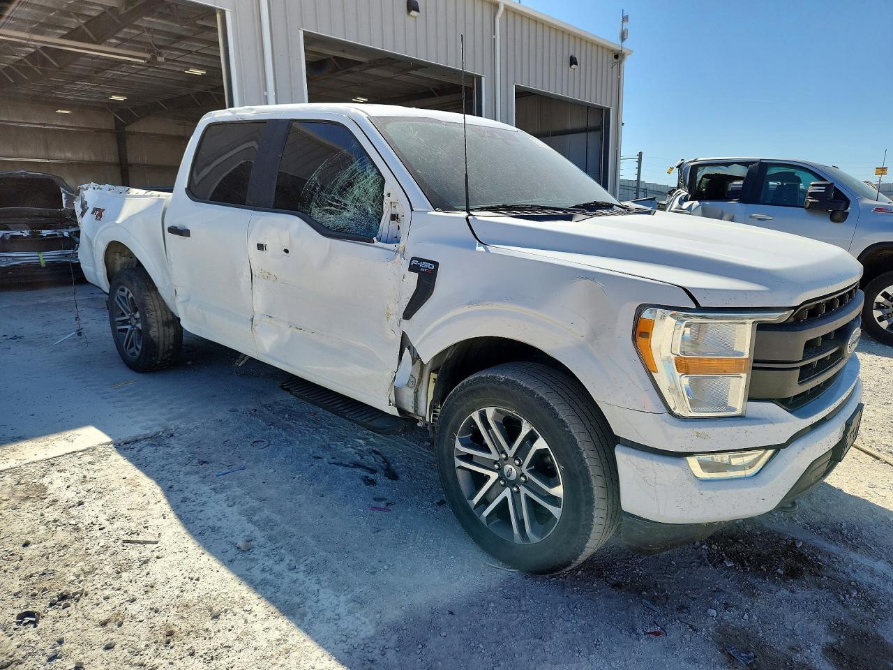 2022 Ford F150 Supercrew - Image 4