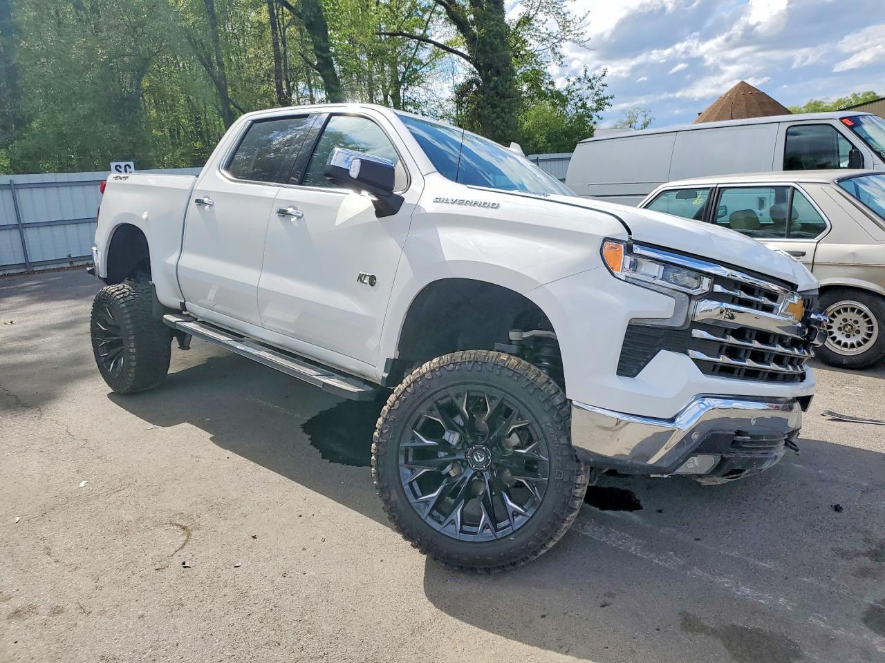 2025 Chevrolet Silverado K1500 Ltz - Image 4