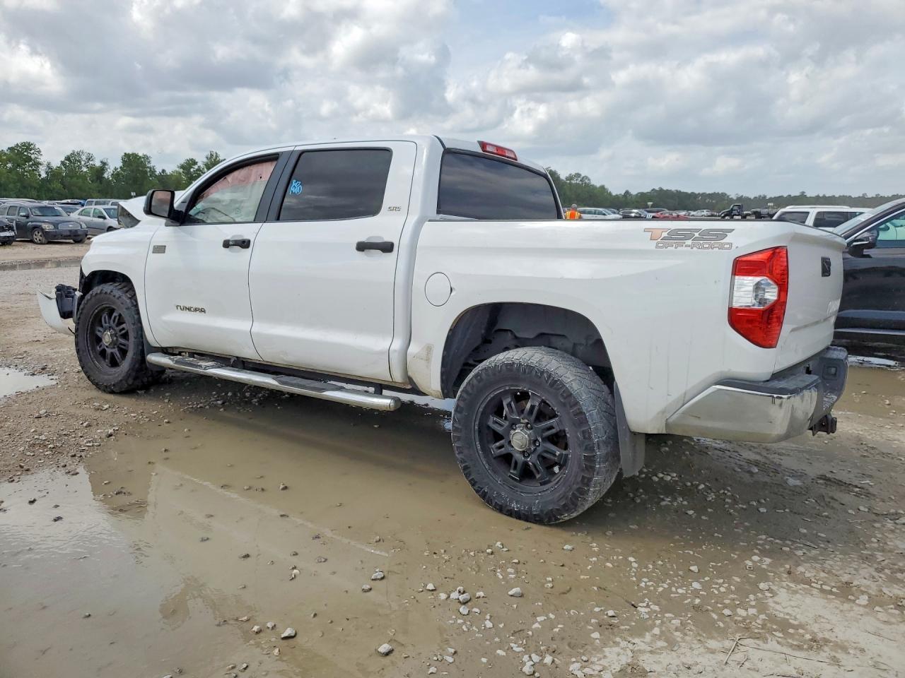 2015 Toyota Tundra Sr5 - Фото 2