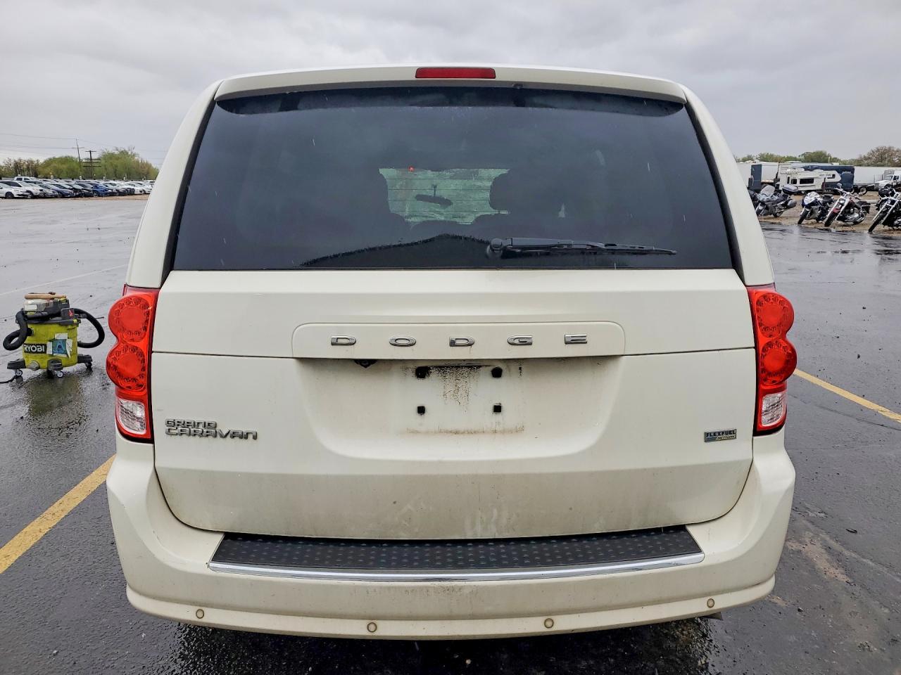 2013 Dodge Grand Caravan Sxt - Image 6
