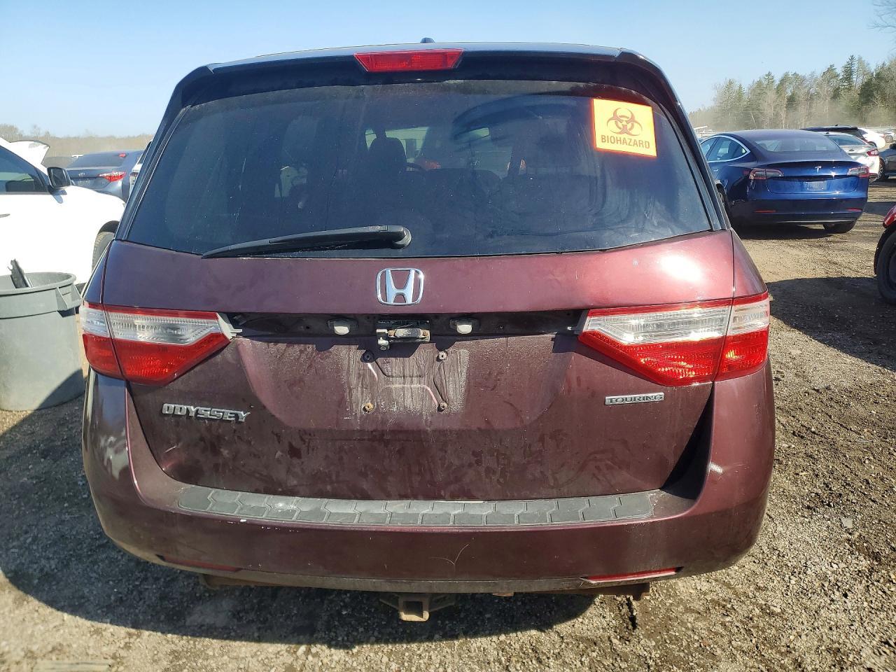 2012 Honda Odyssey Touring - Image 6