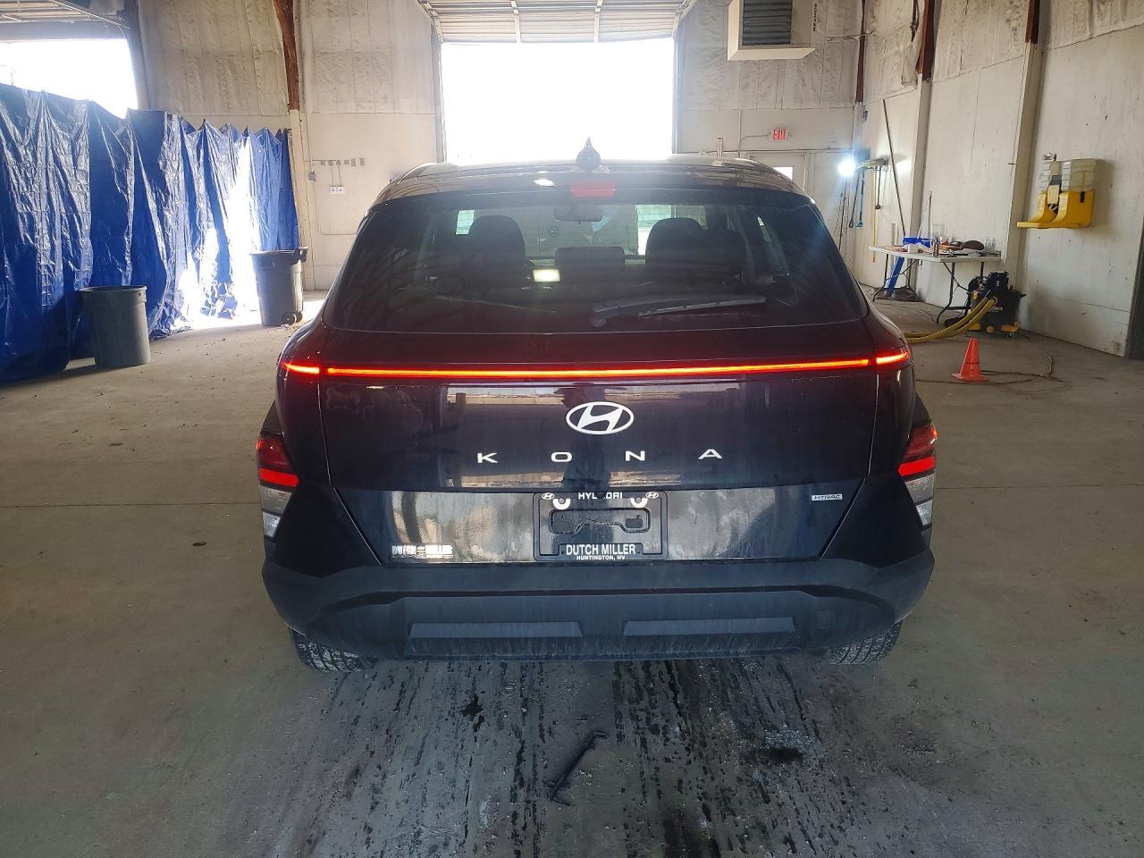 2025 Hyundai Kona Se - Image 6
