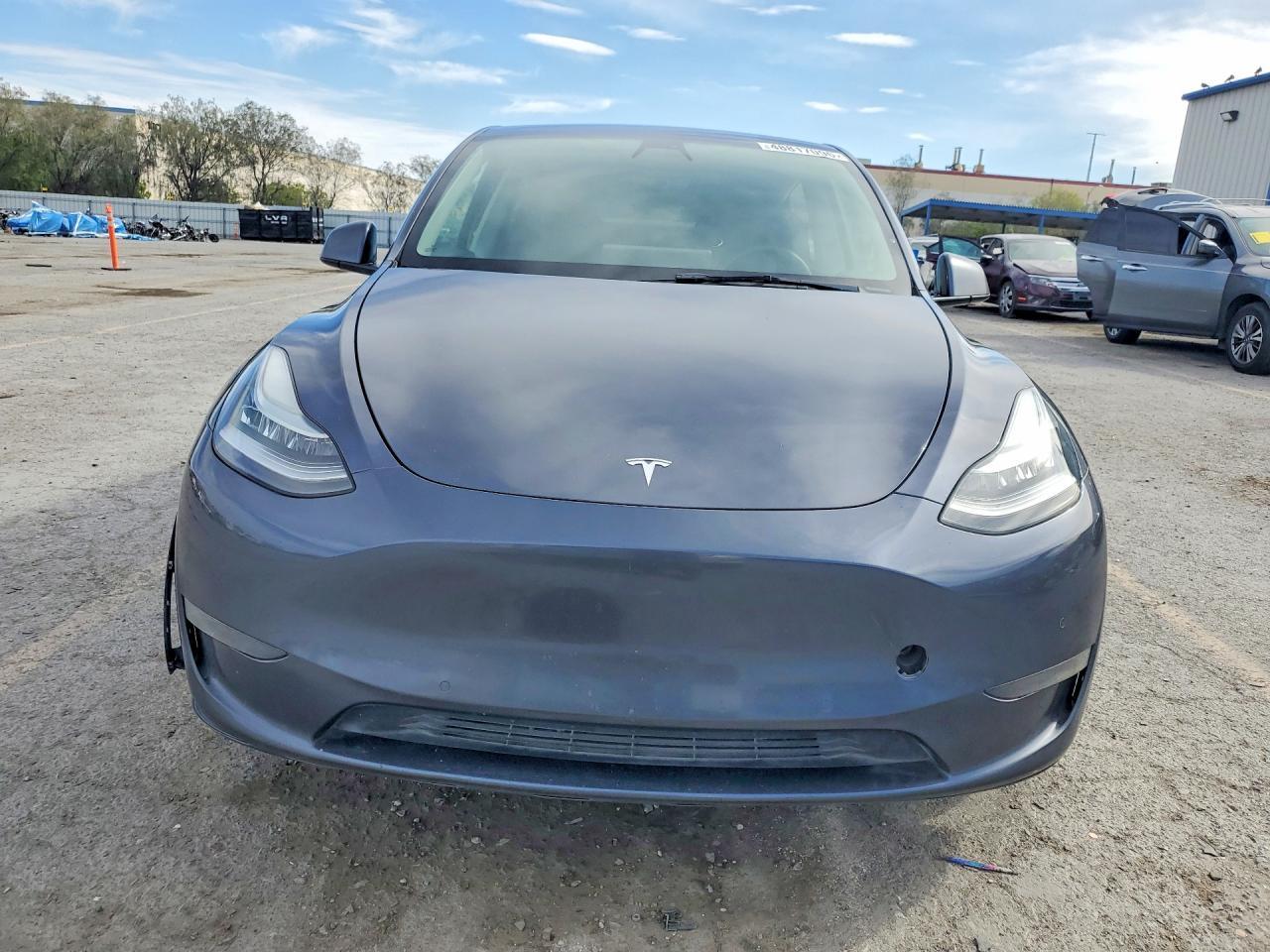 2022 Tesla Model Y - Фото 5