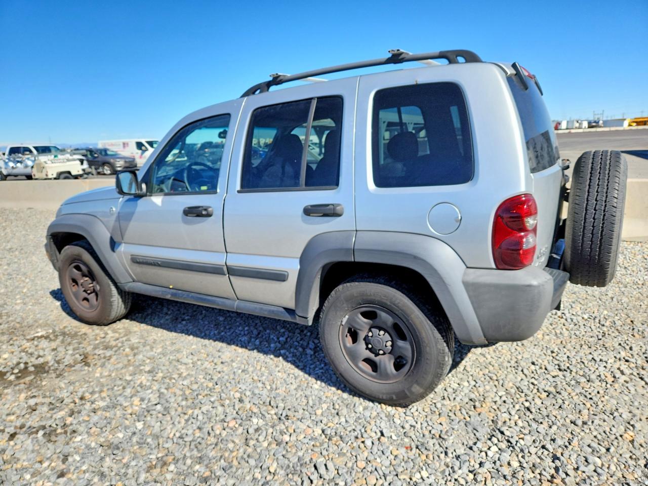 2007 Jeep Liberty Sport - Фото 2