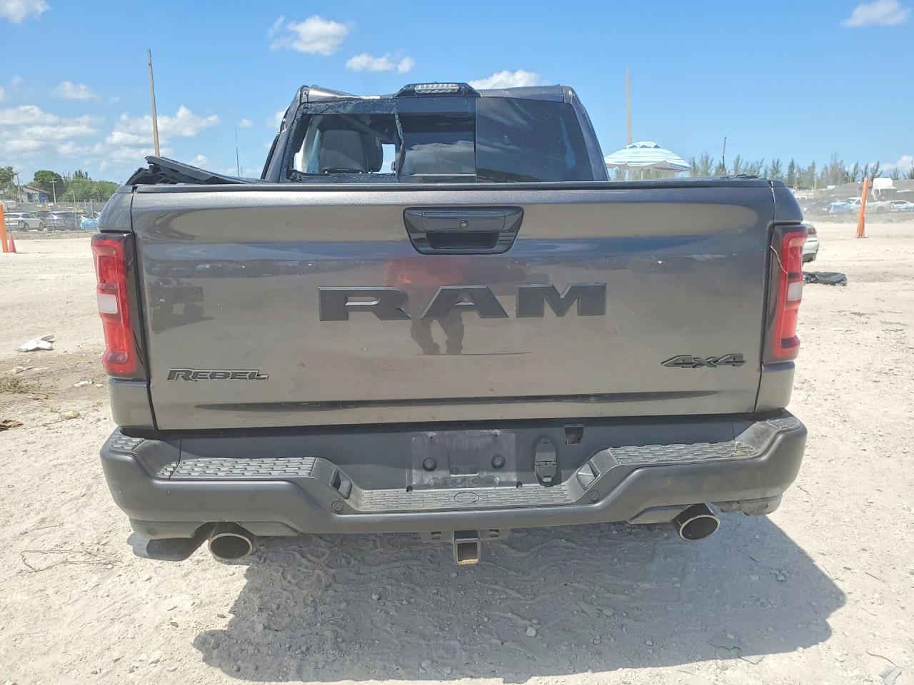2026 Ram 1500 Rebel - Фото 6