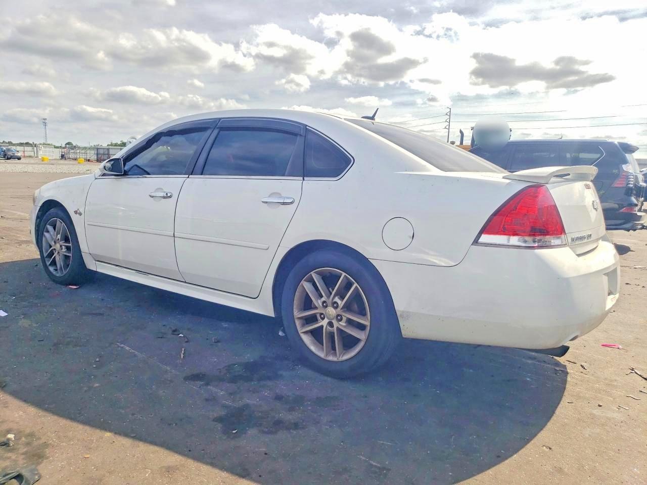 2013 Chevrolet Impala Ltz - Фото 2