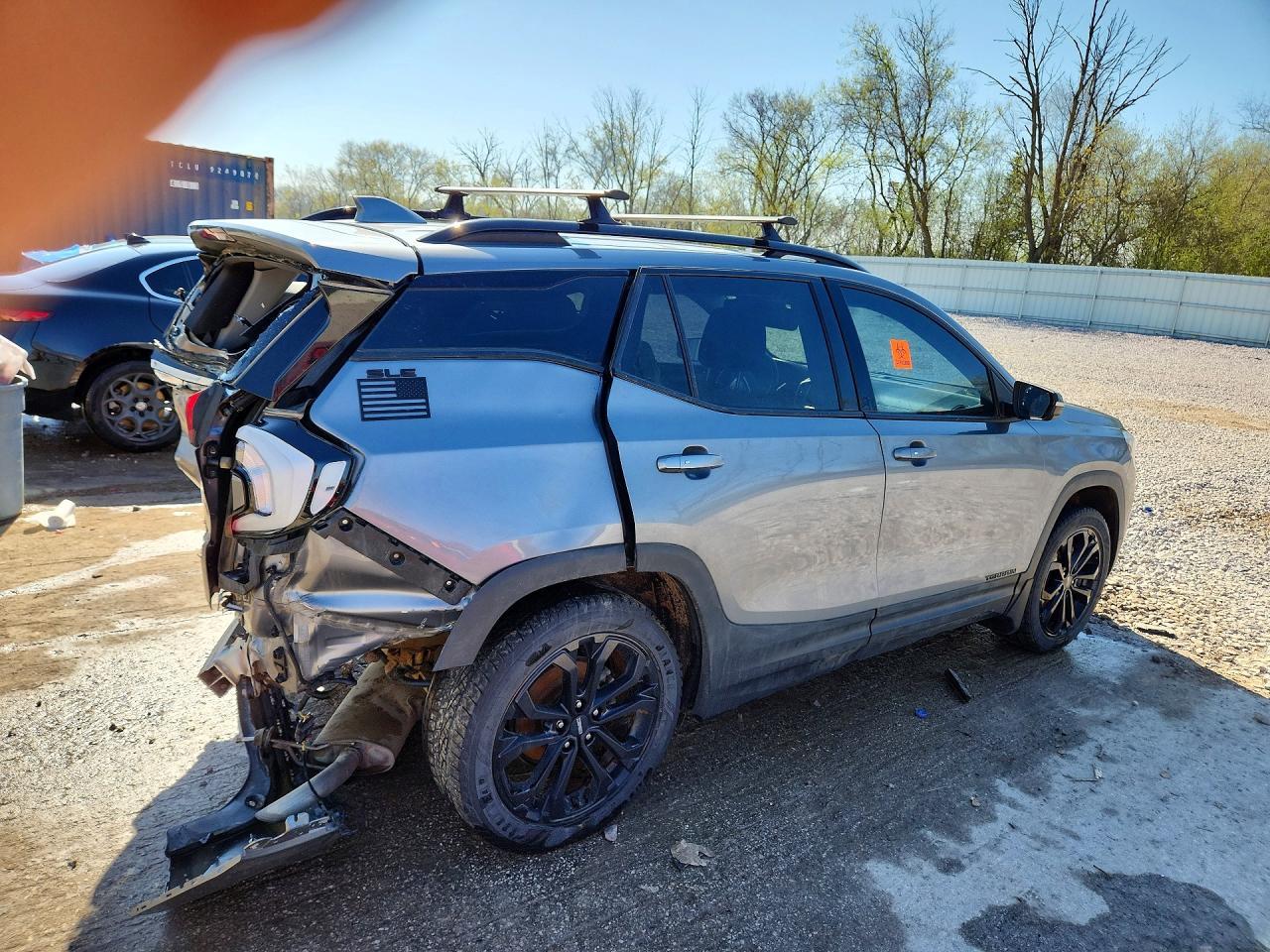 2021 GMC Terrain Sle - Image 3