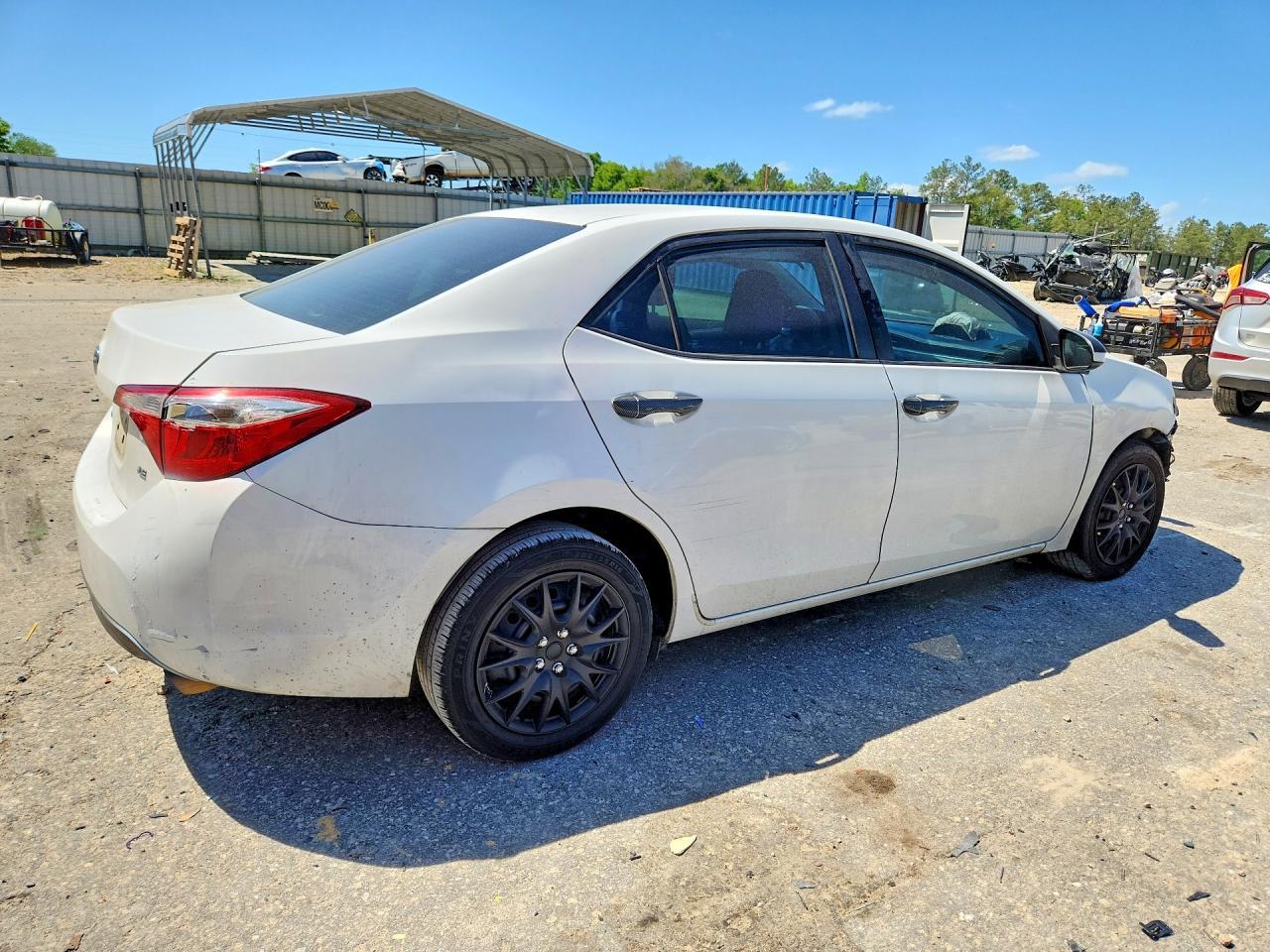 2016 Toyota Corolla Le - Фото 3