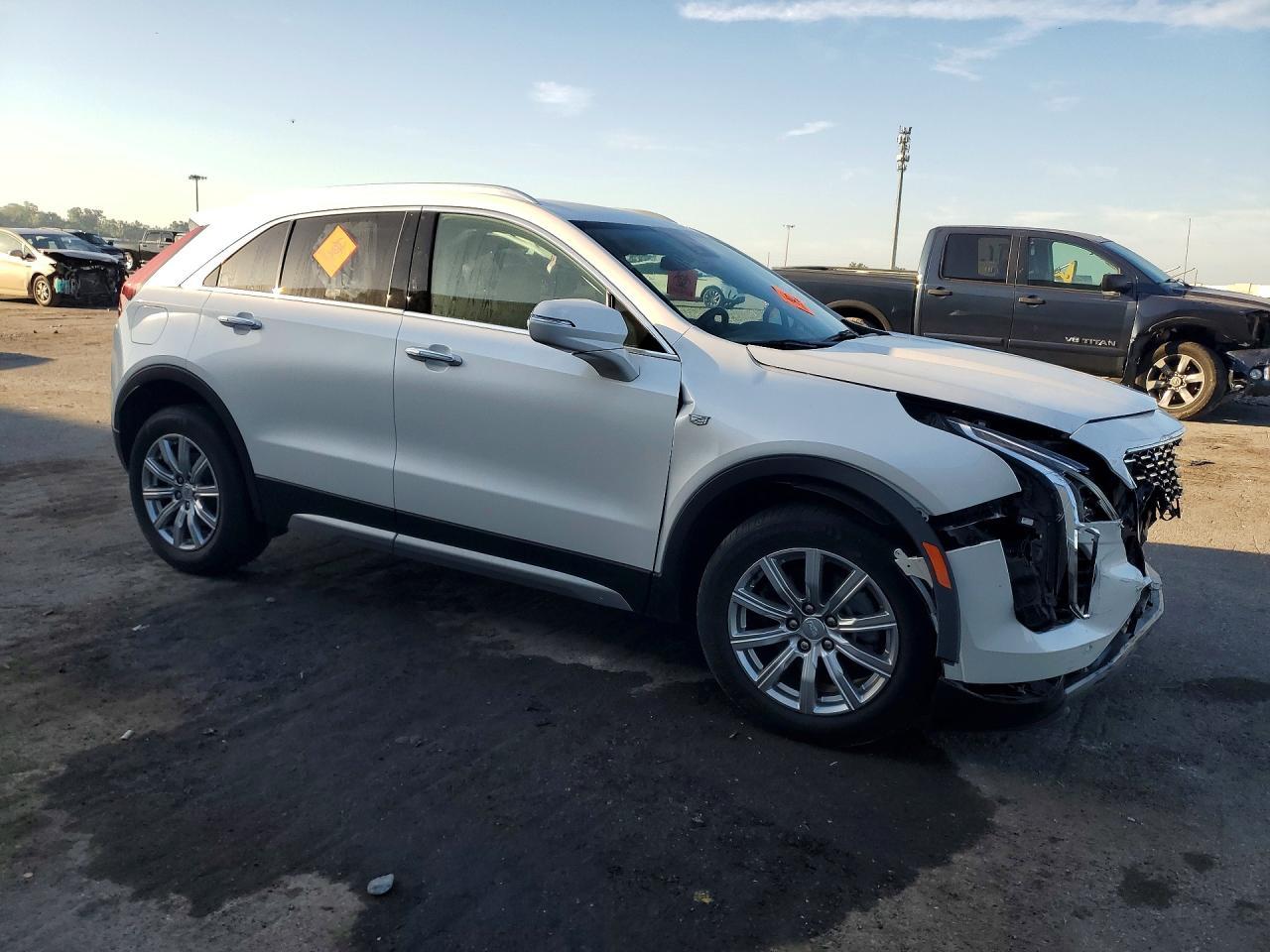 2023 Cadillac Xt4 Premium Luxury - Фото 4
