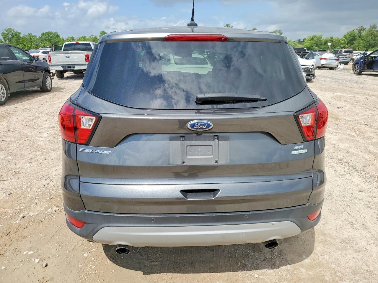 2019 Ford Escape Se - Фото 6