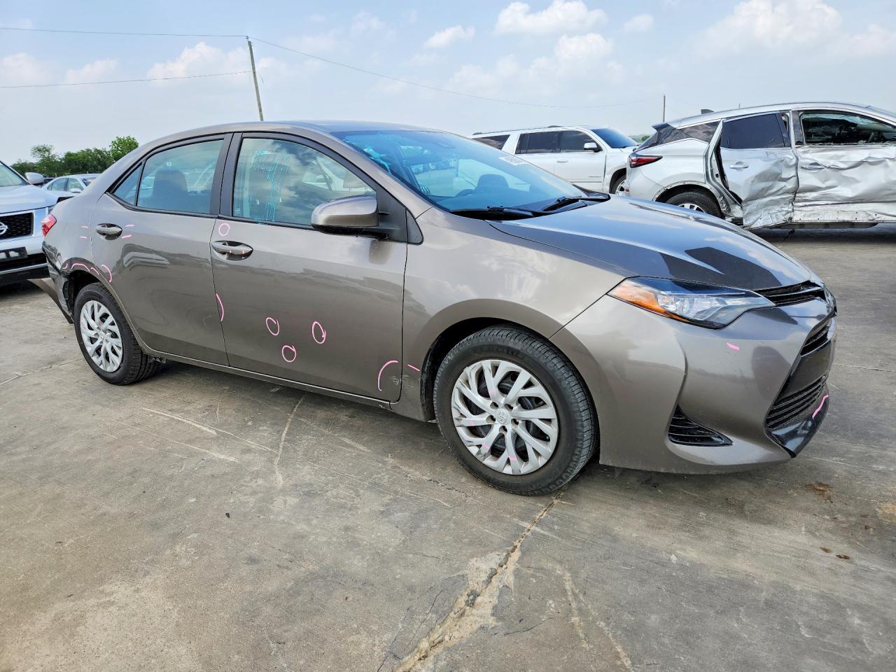2017 Toyota Corolla Le - Фото 4