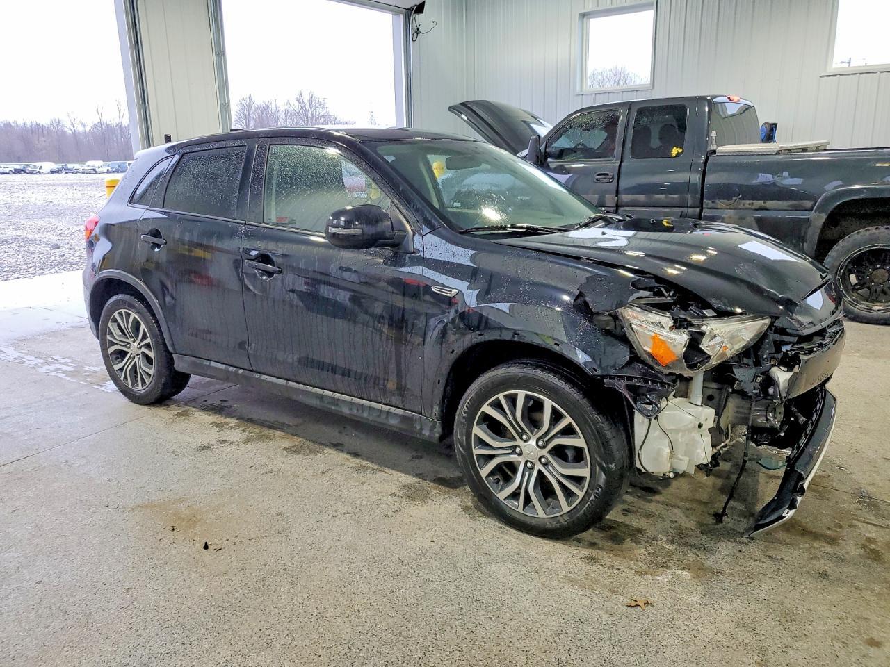 2019 Mitsubishi Outlander Sport Se - Фото 4