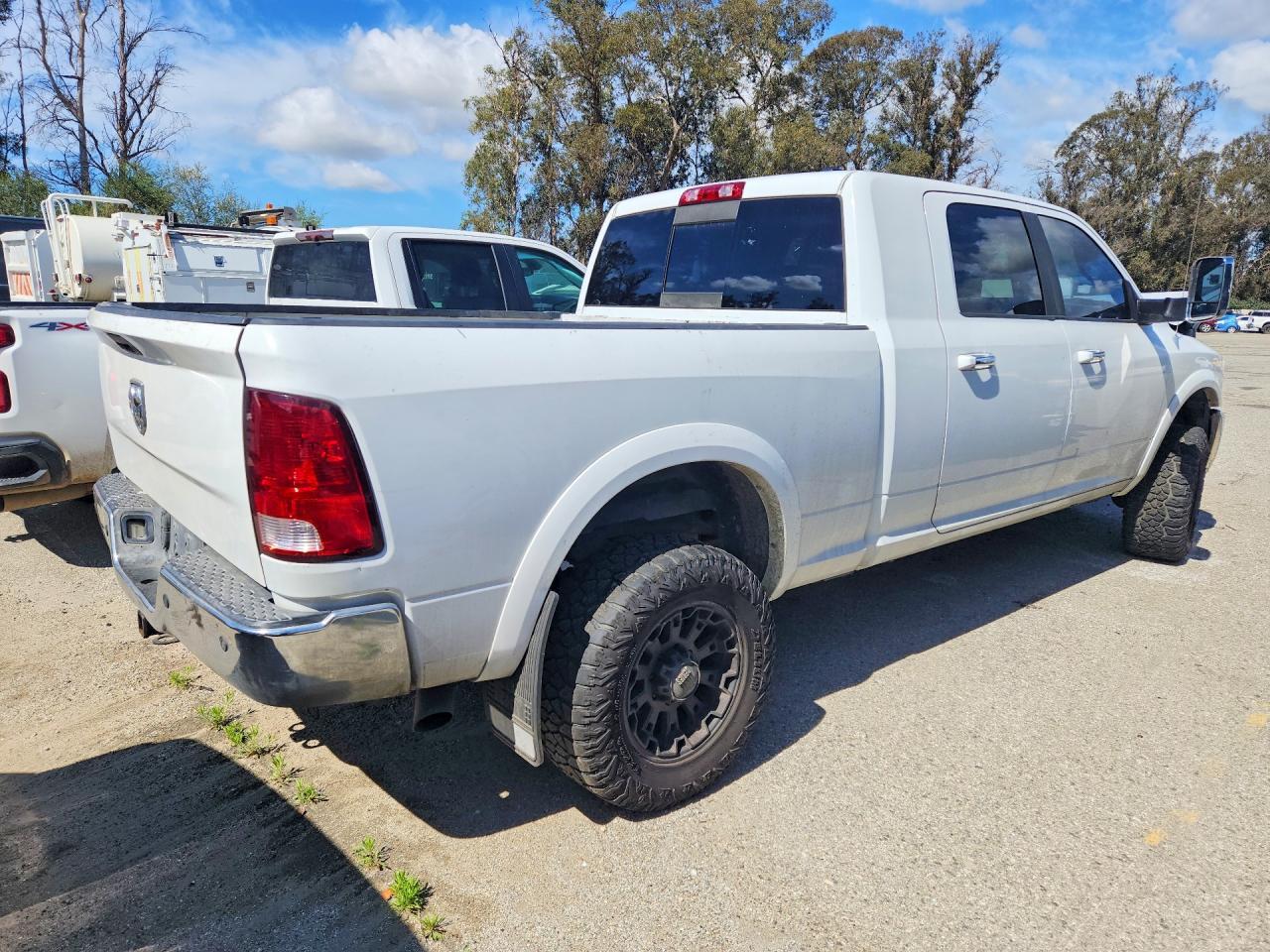 2012 Dodge Ram 3500 Laramie - Фото 3