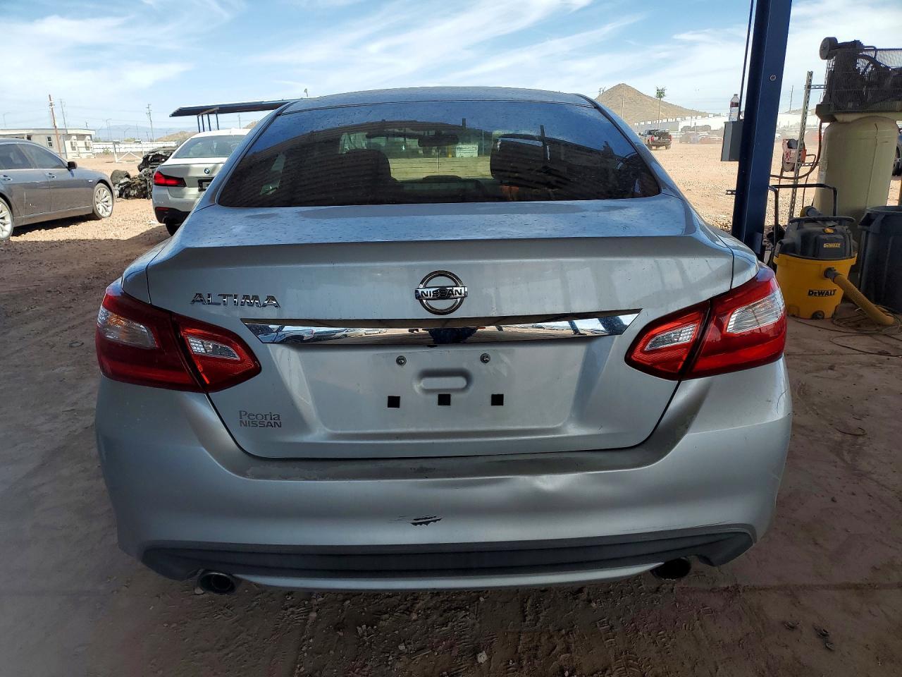 2016 Nissan Altima 2.5 S - Фото 6