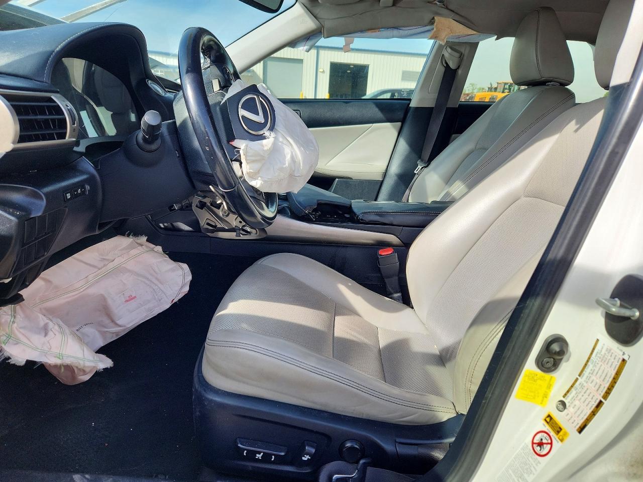 2016 Lexus Is 200T Base - Image 7