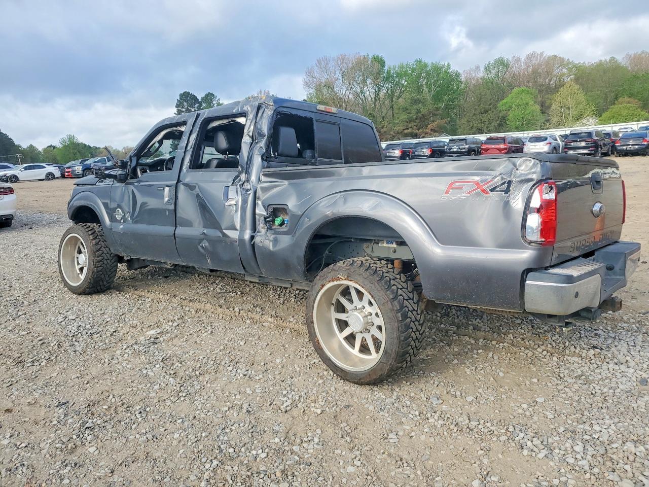 2016 Ford F250 Super Duty - Фото 2
