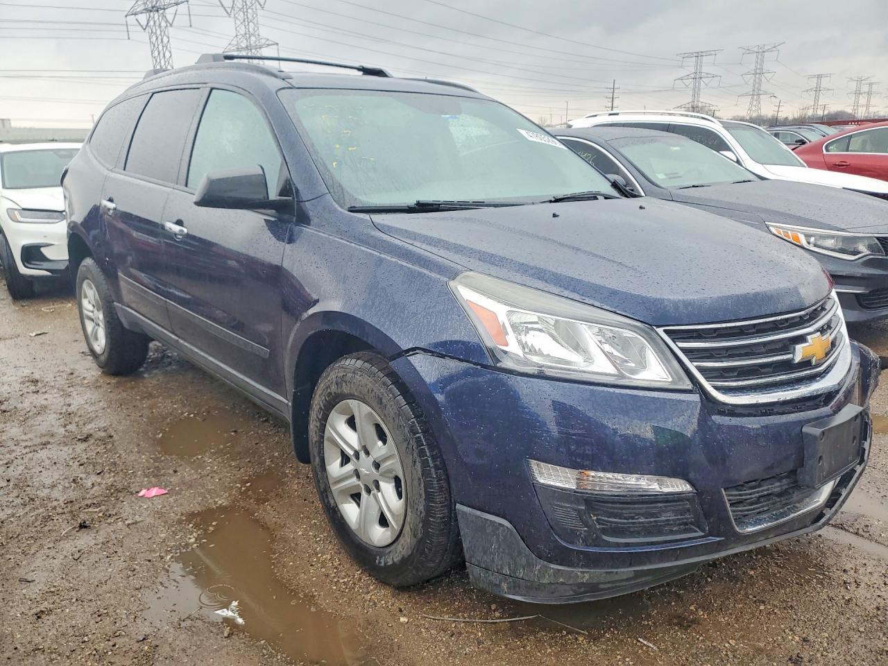 2017 Chevrolet Traverse Ls - Image 4