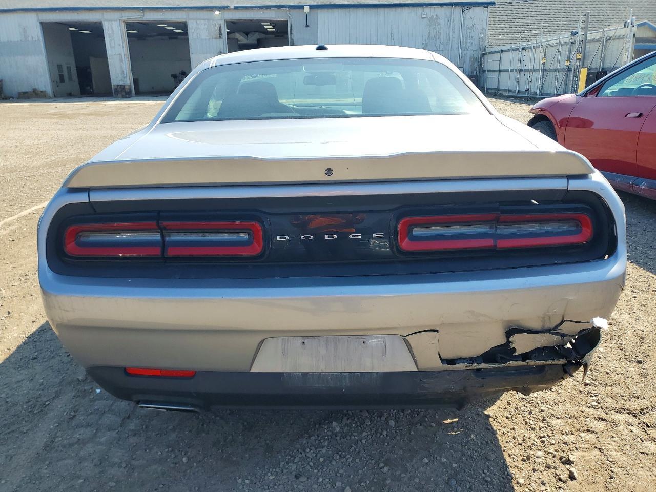 2018 Dodge Challenger Sxt - Image 6