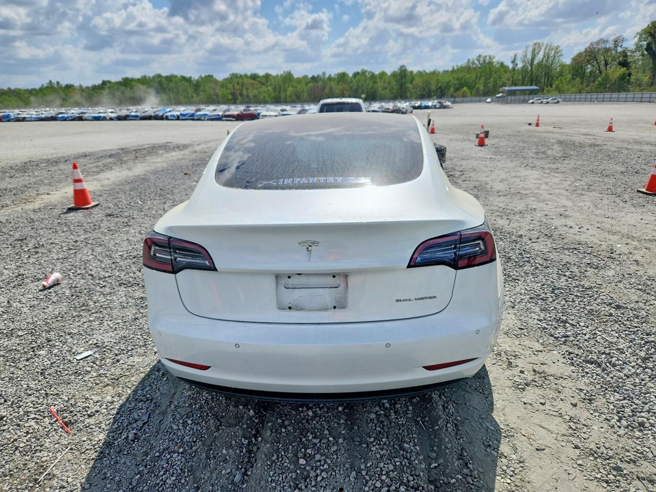 2018 Tesla Model 3 - Фото 6