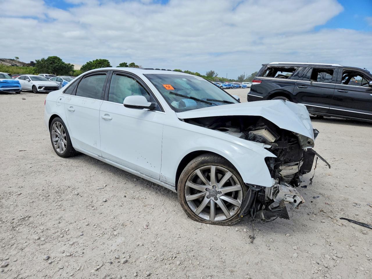 2013 Audi A4 Premium Plus - Фото 4