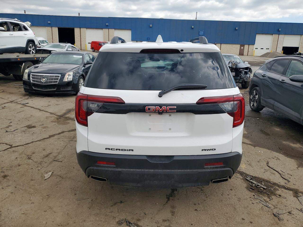 2023 GMC Acadia Slt - Image 6