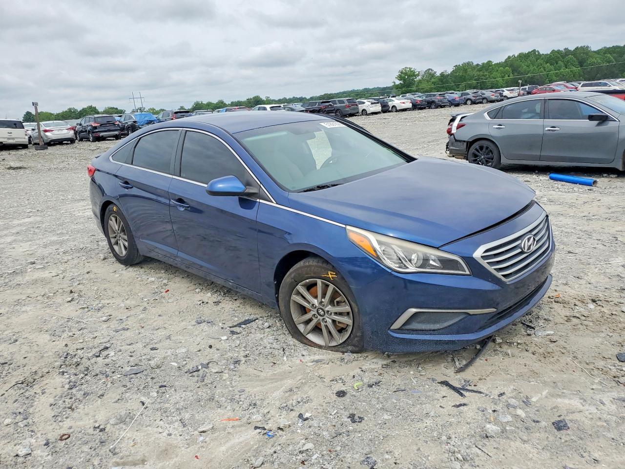 2017 Hyundai Sonata Se - Фото 4