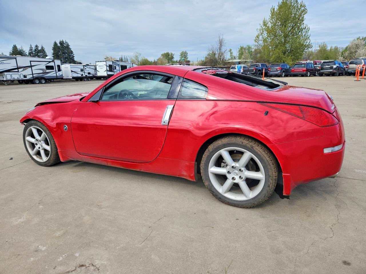 2005 Nissan 350Z Base - Image 2