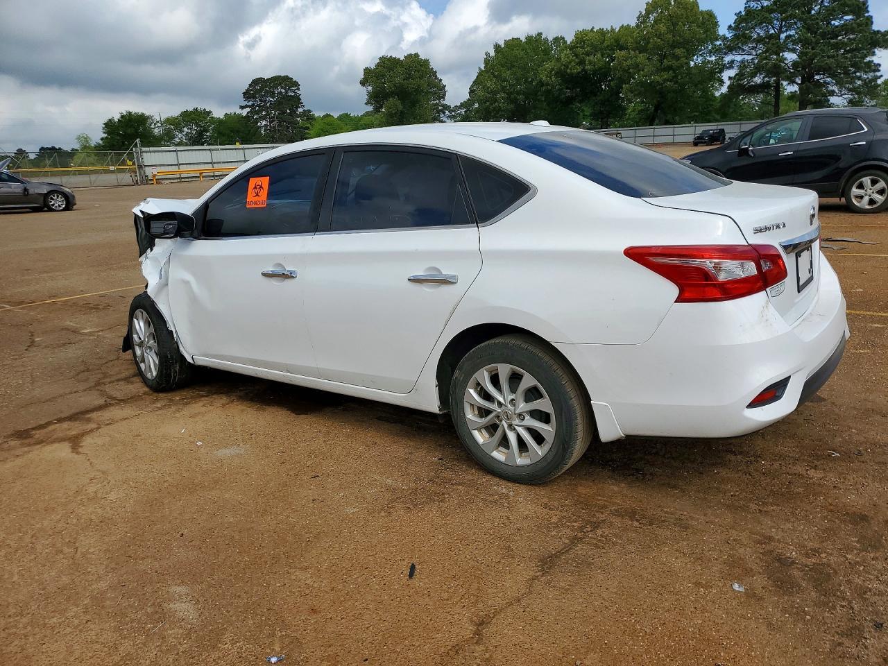 2018 Nissan Sentra Sv - Фото 2