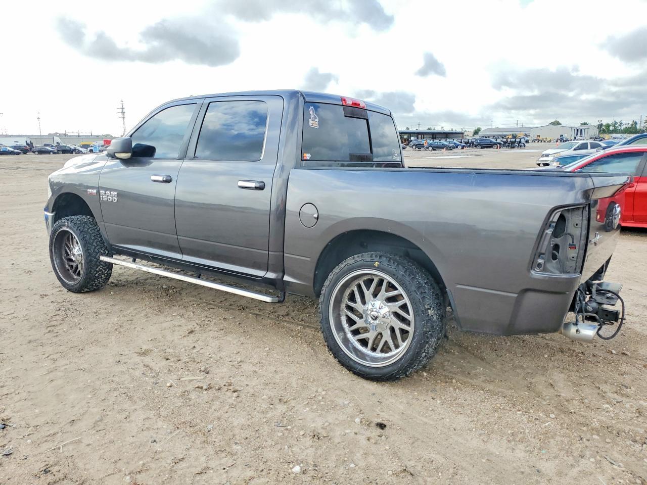 2016 Ram 1500 Slt - Фото 2
